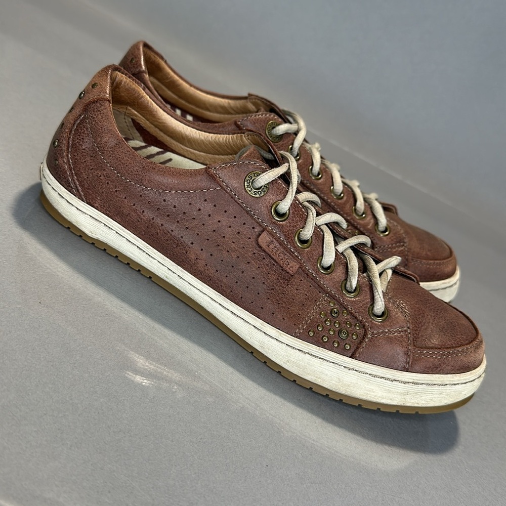 Women's Casual Perforated Leather Sneaker - Brown - Picture 7 of 12